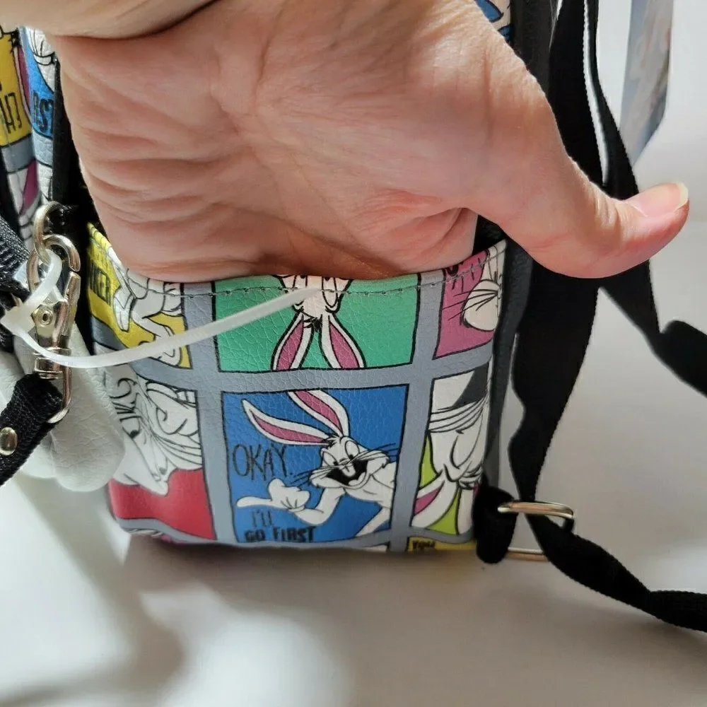 Warner‎ Bros. Looney Tunes Bugs Bunny Mini Backpack w/Zip Pouch White 10.5